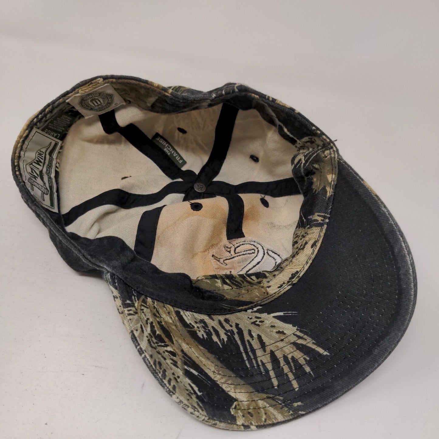 '47 Twins Fitted Camo Hat Size L South Carolina Gamecocks Embroidered Logo