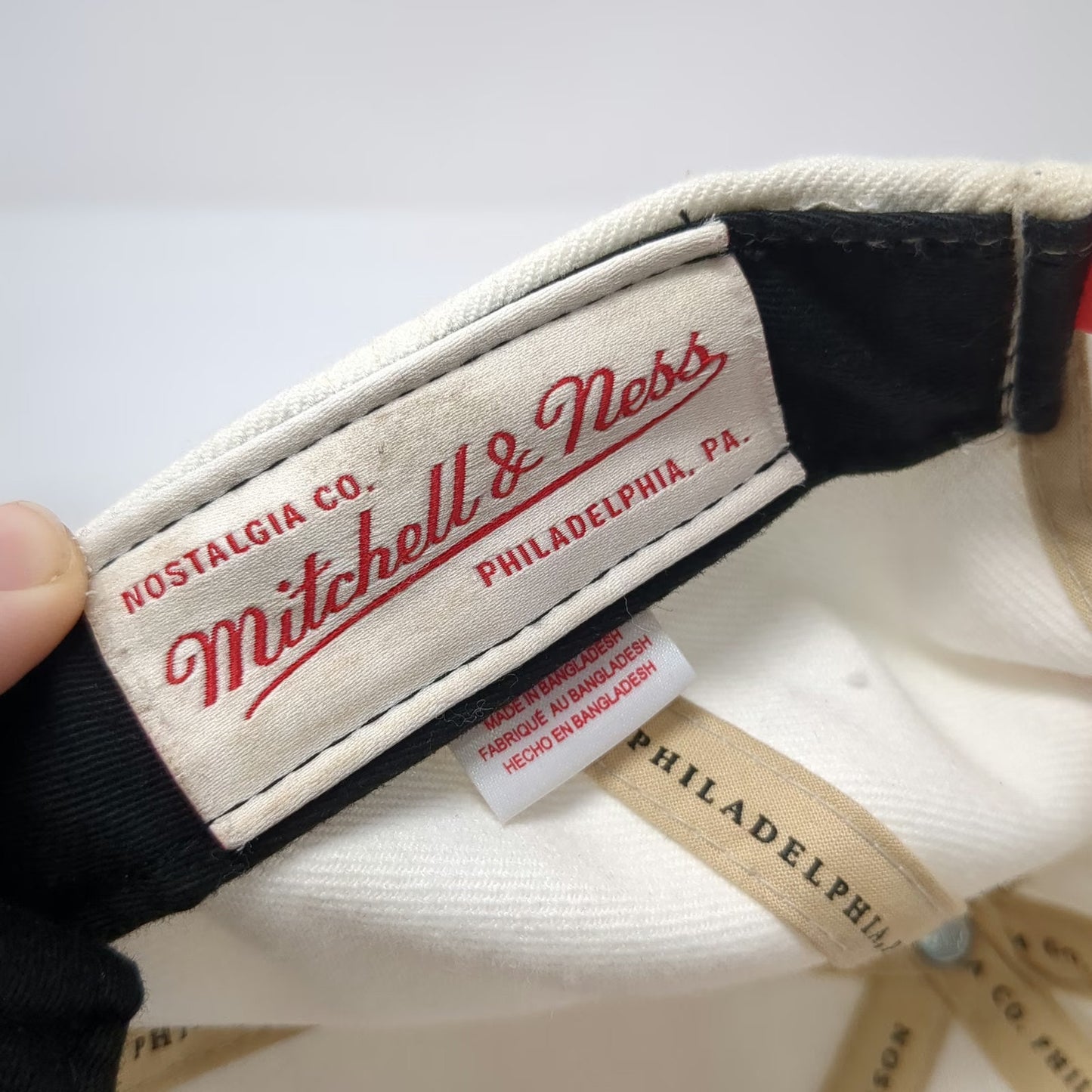 Mitchell & Ness Chicago Bulls NBA Snapback Hat White Red One Size Green Bottom