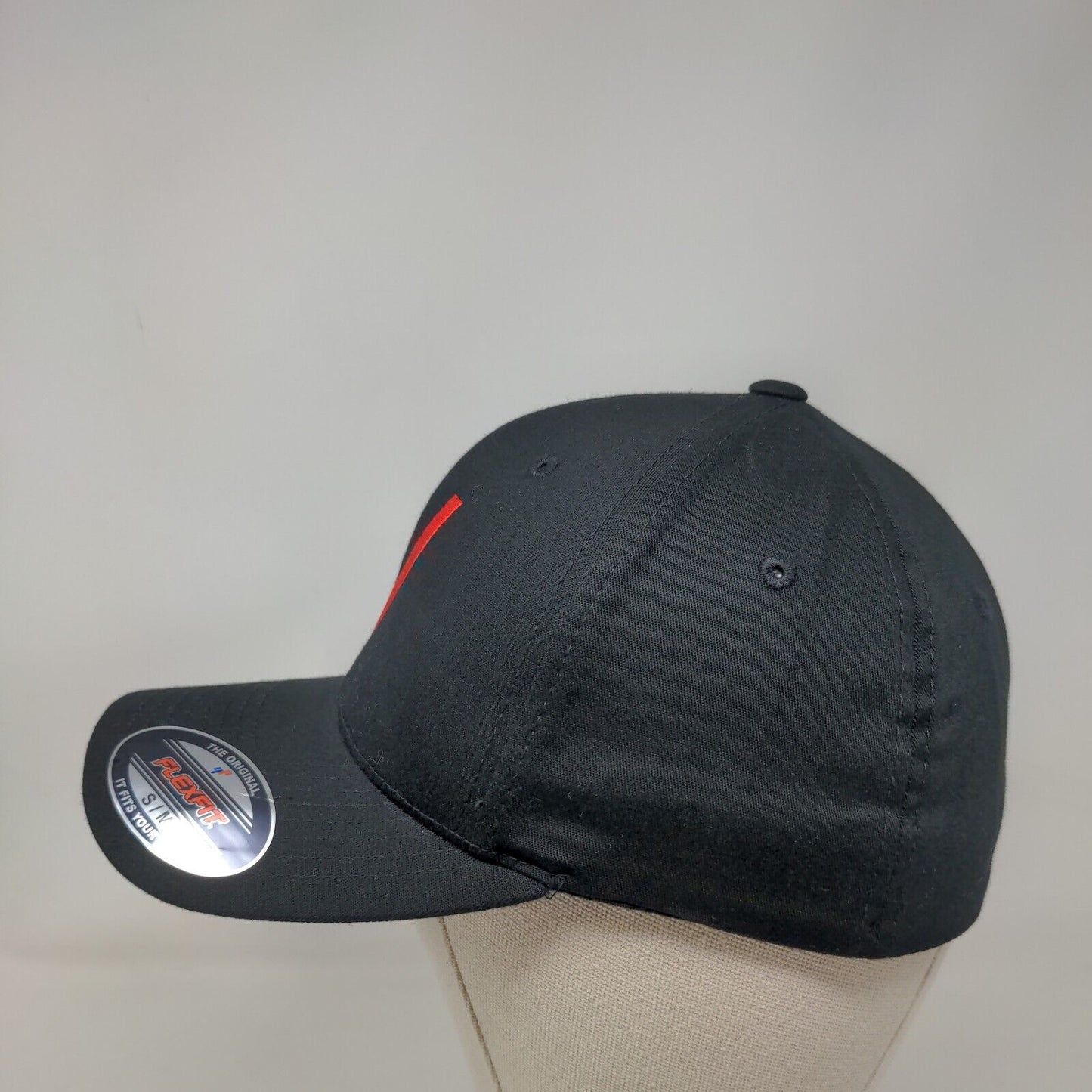 Flexfix Yupoong Fitted Hat Black Size S-M Embroidered Red Checkmark Logo