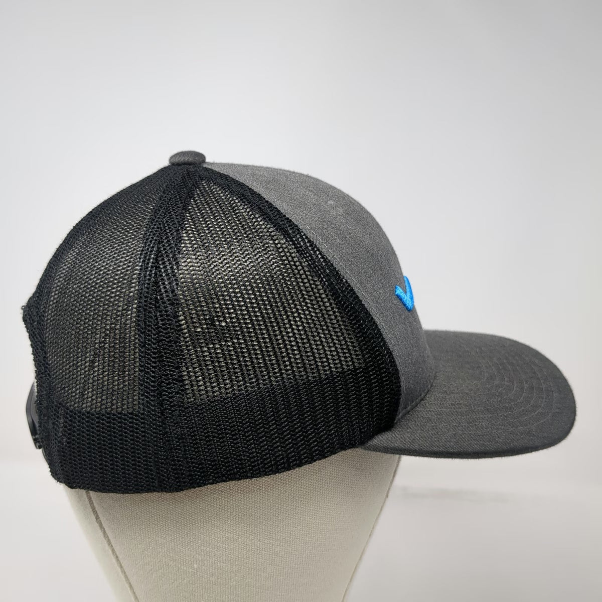 Kimes Ranch Trucker Hat Gray OSFM Blue Longhorn Logo Mesh Snapback Scottsdale