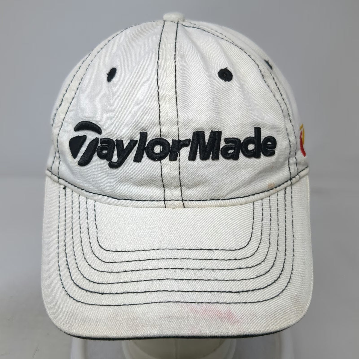 TaylorMade Baseball Cap White One Size Contrast Stitching R7 XR Golf Hat