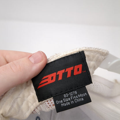 Sia's Italian Ice Snapback Mesh Back Trucker Hat Gray One Size Otto