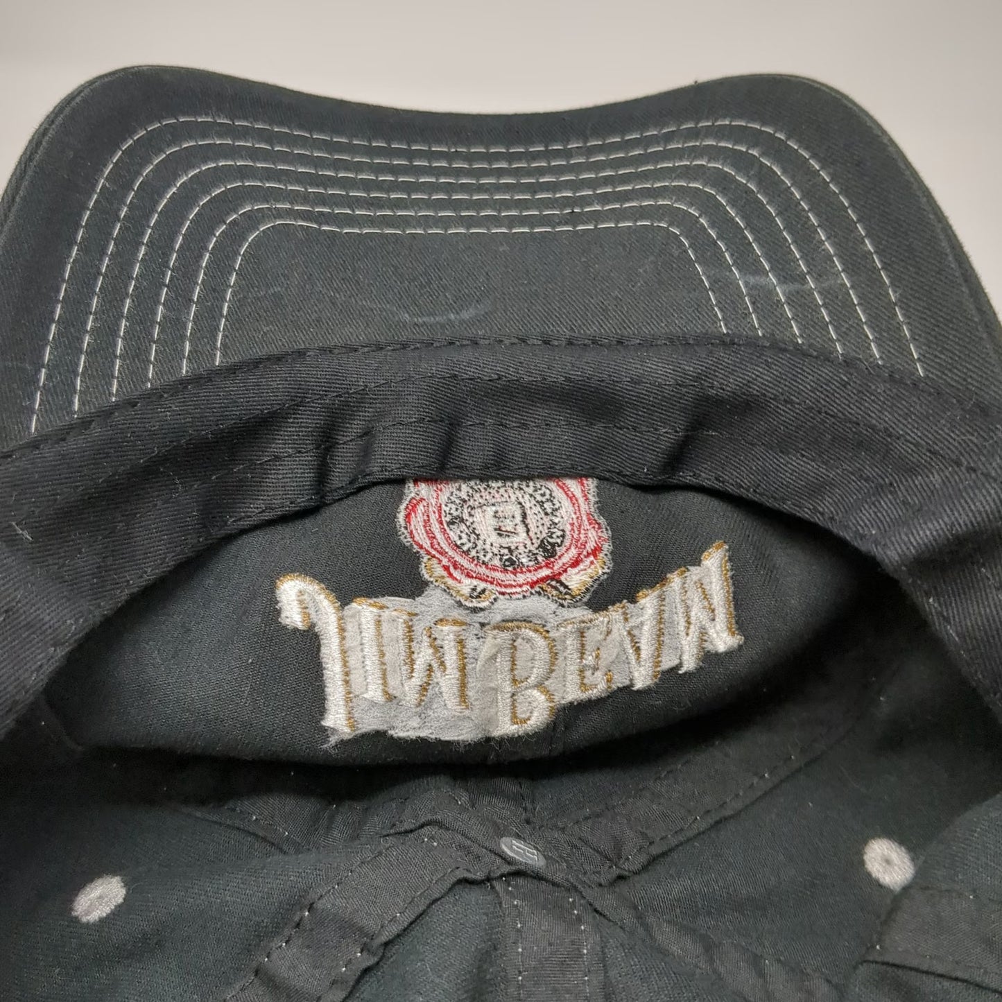 Jim Beam Whiskey Baseball Cap Black OSFM Contrast Stitching Logo Strapback Hat