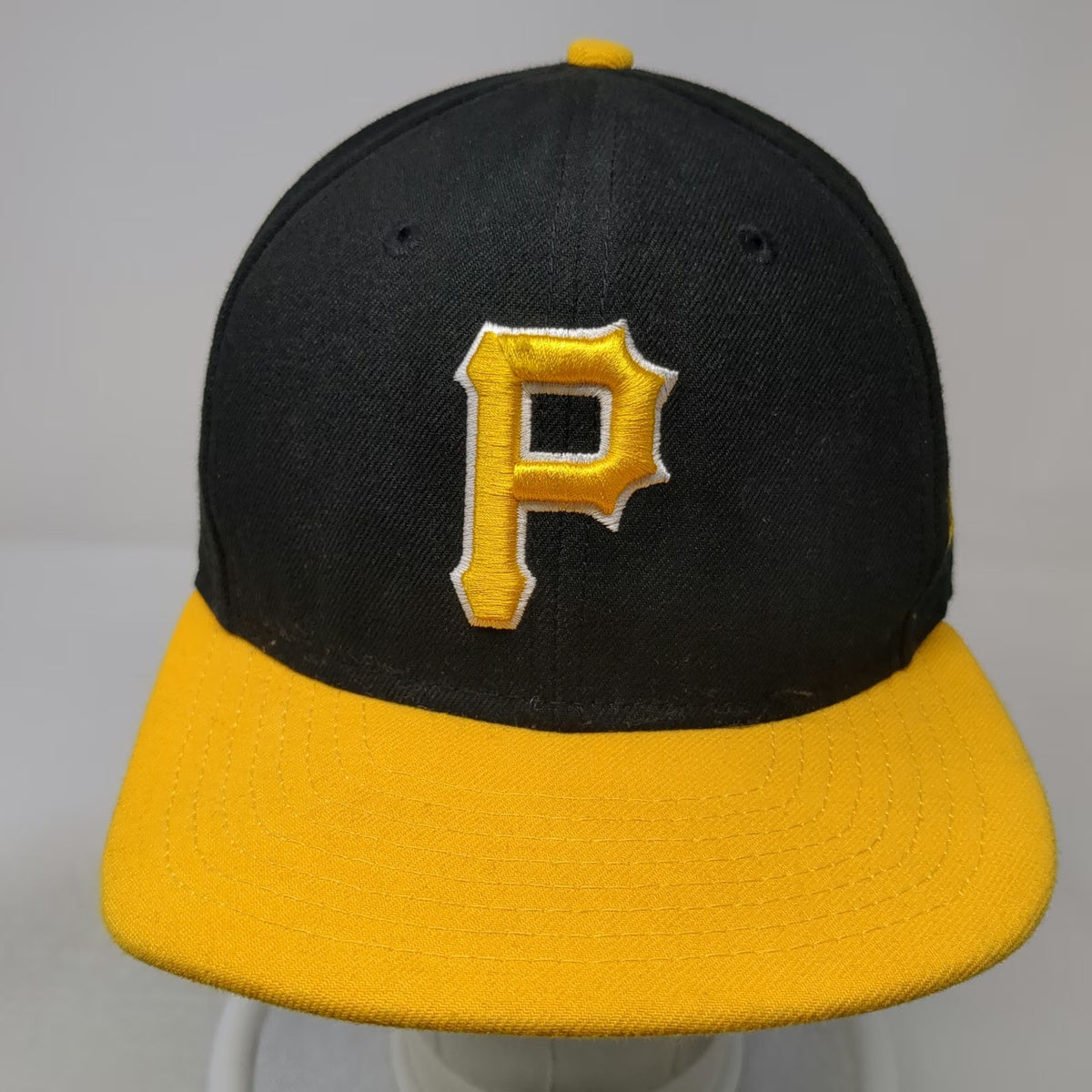 New Era MLB Pittsburgh Pirates Snapback Hat Black Yellow One Size 9FIFTY Brim