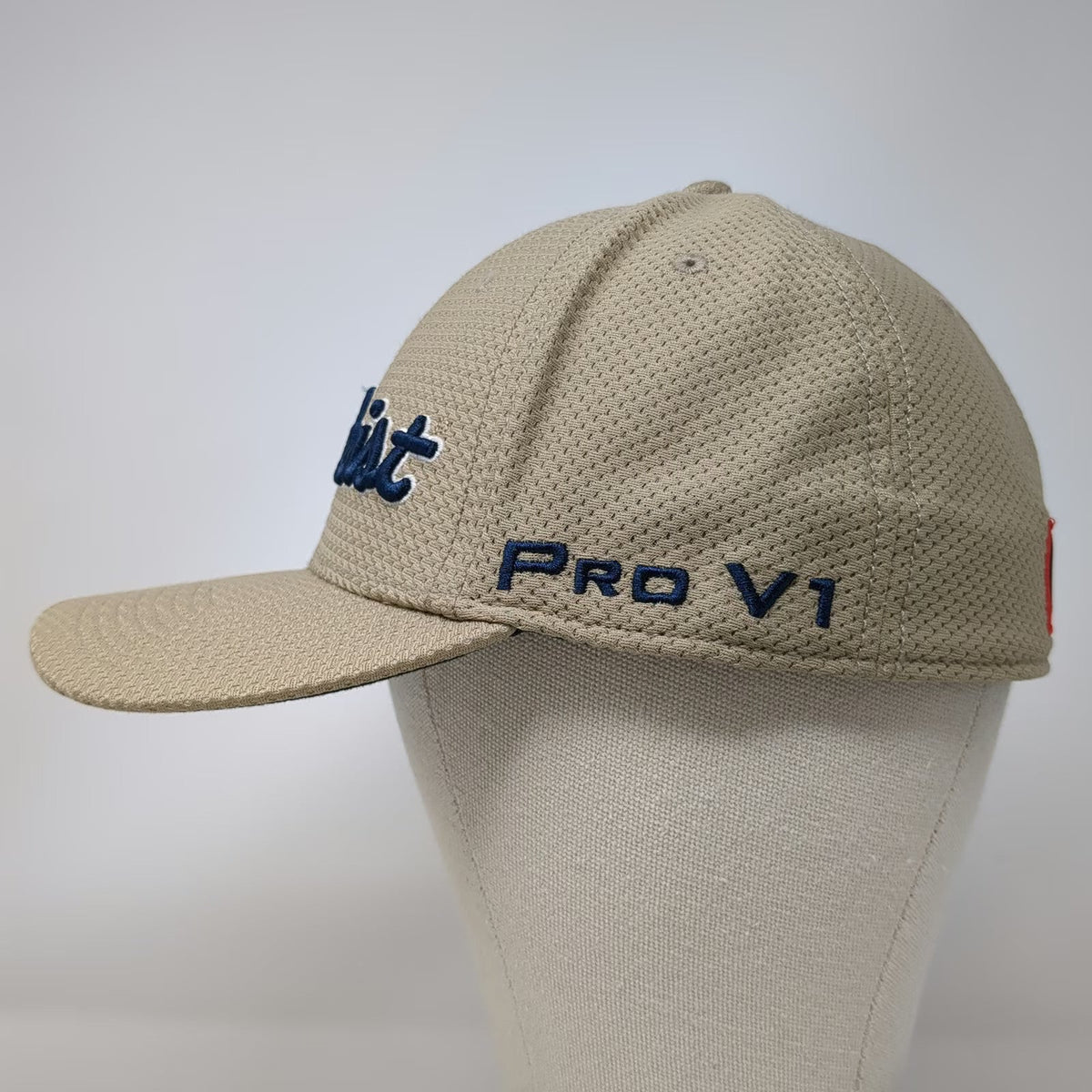 Titleist Baseball Cap Beige Blue L Pro V1 FJ A-Flex Mesh Breathable Golf Hat
