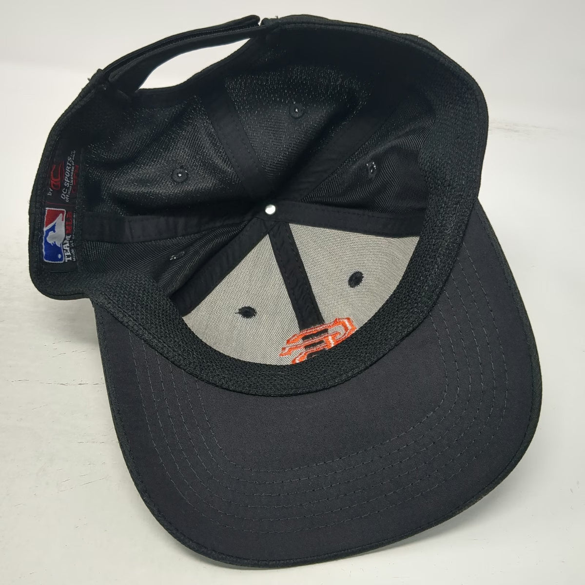 OC Sports San Francisco Giants MLB Baseball Cap Black One Size Strapback Hat
