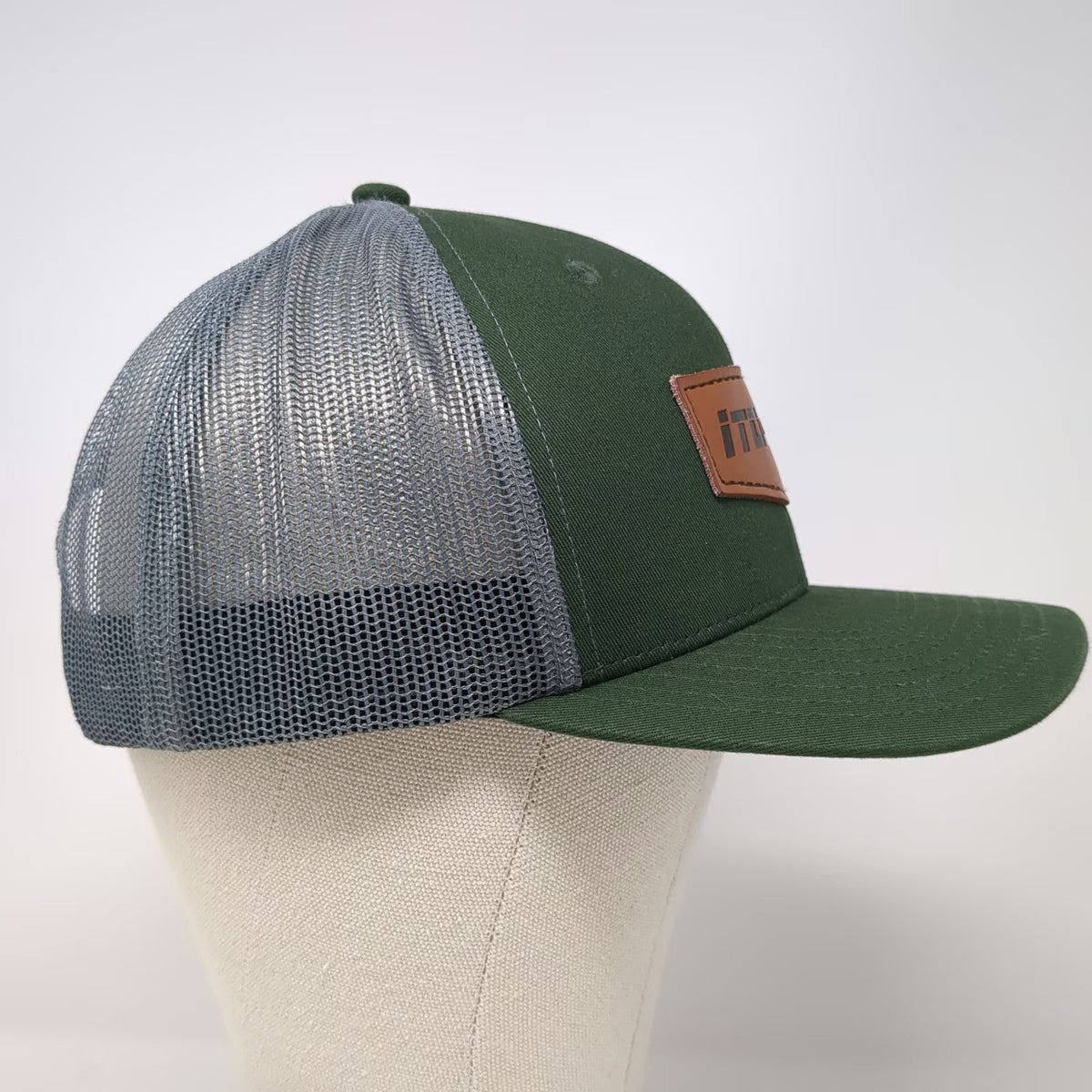 iTOOLco. Trucker Hat Green Gray One Size Mesh Snapback Logo Patch Workwear
