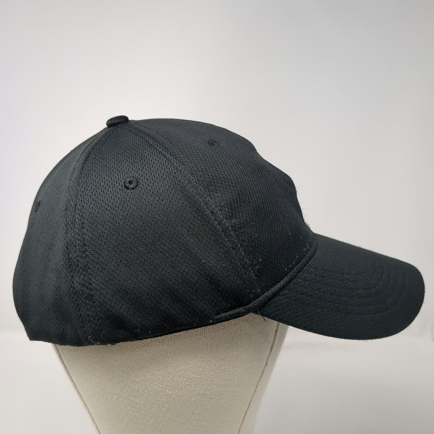 Taco Bell Snapback Black One Size Structured Embroidered Logo Mesh Texture hat