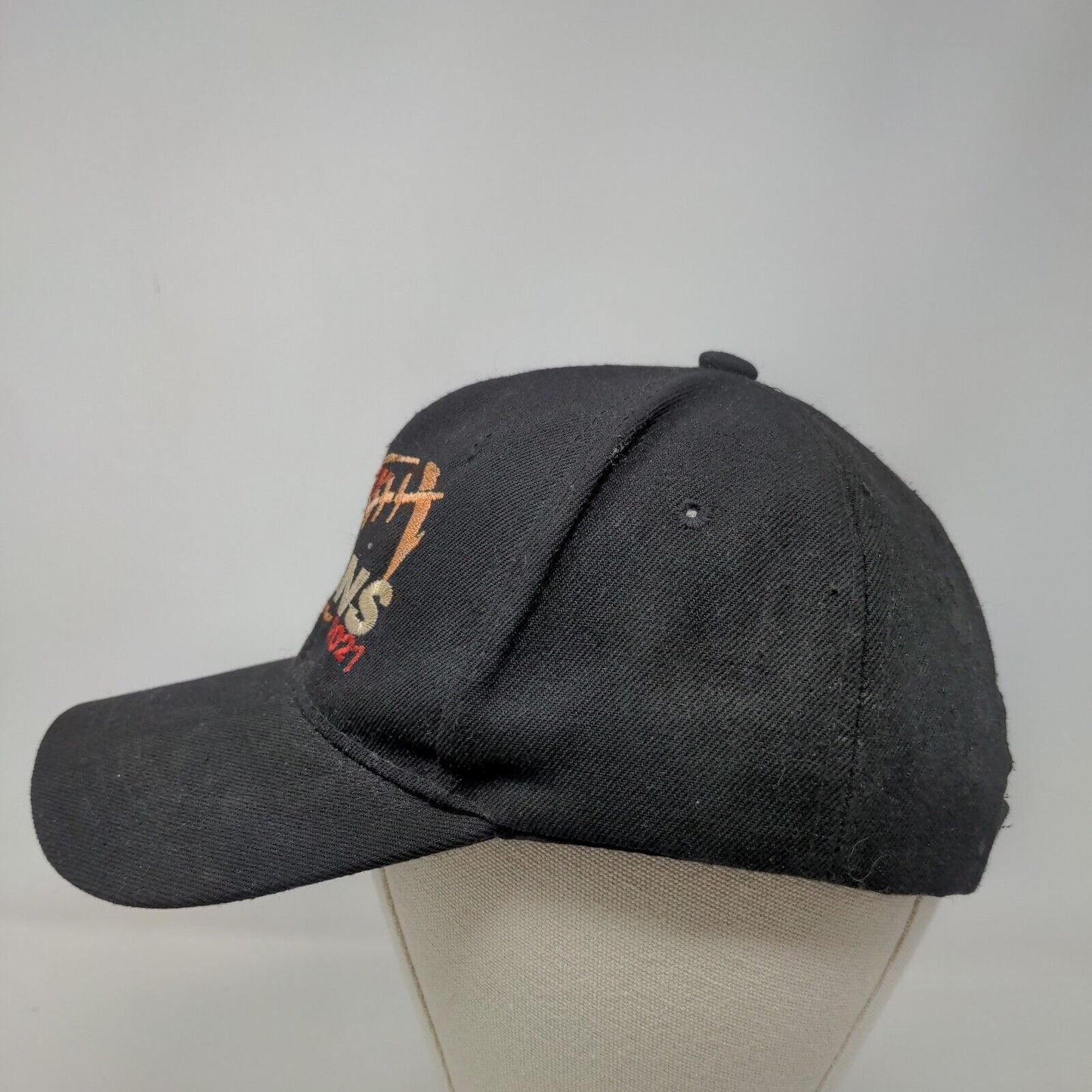 NFL Men's Strapback Hat Black Adjustable Embroidered Tampa Bay Buccaneers 2021