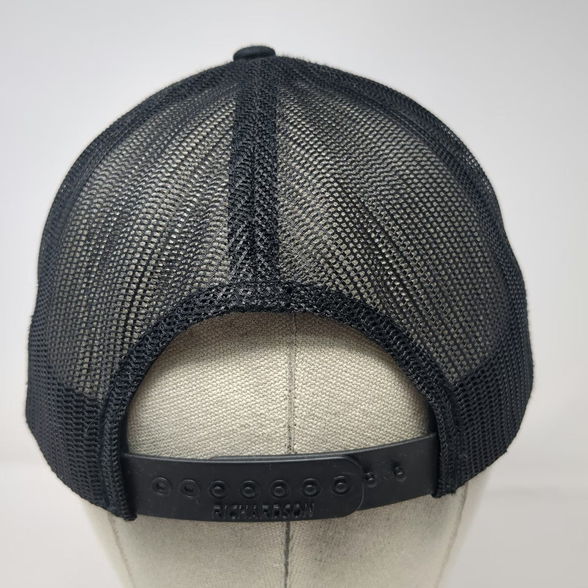 Richardson Baseball Cap Black One Size SLIP Leather Patch Mesh Back Trucker Hat