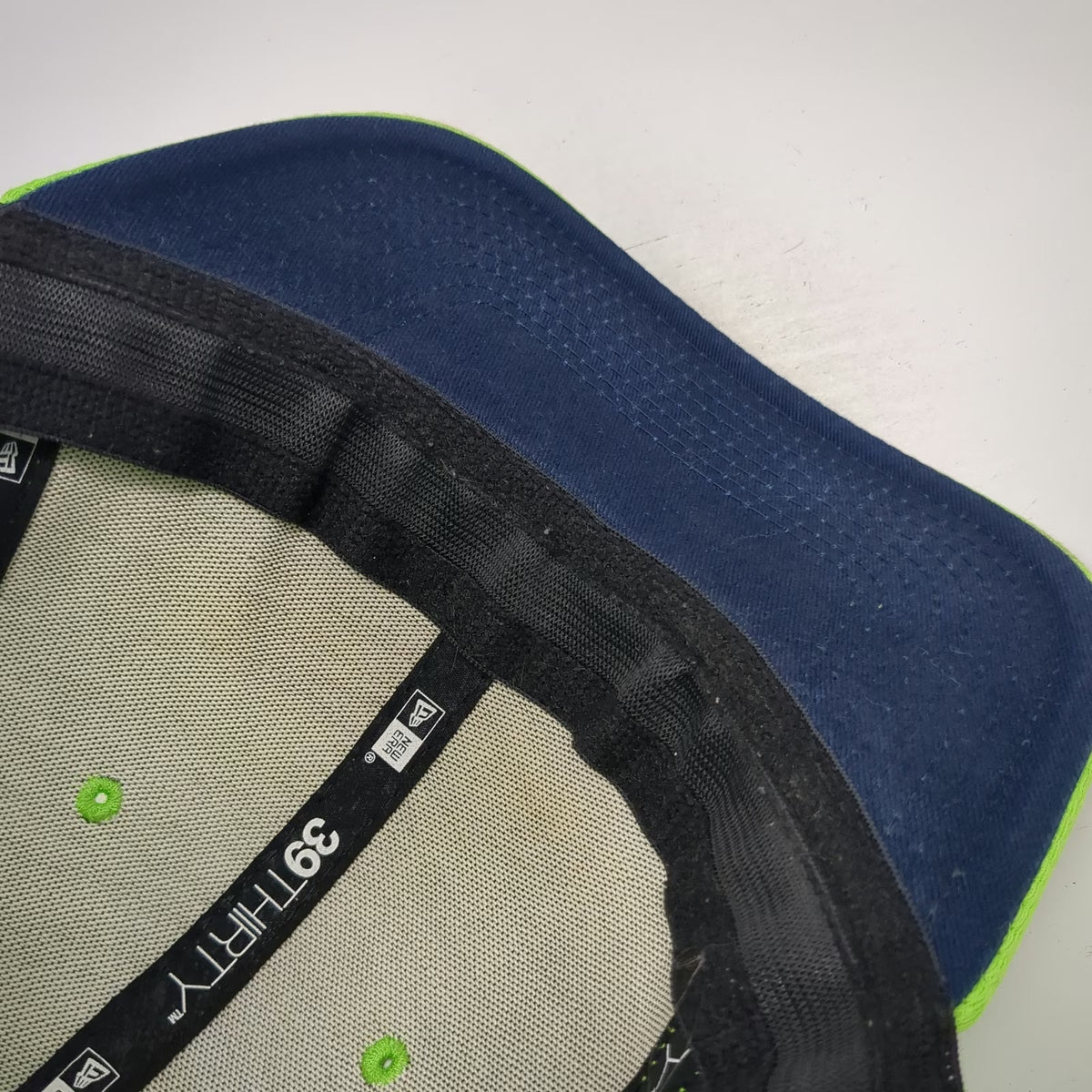 New Era 39THIRTY Seattle Seahawks NFL Hat Green L Stretch Fit Curved Bill Logo