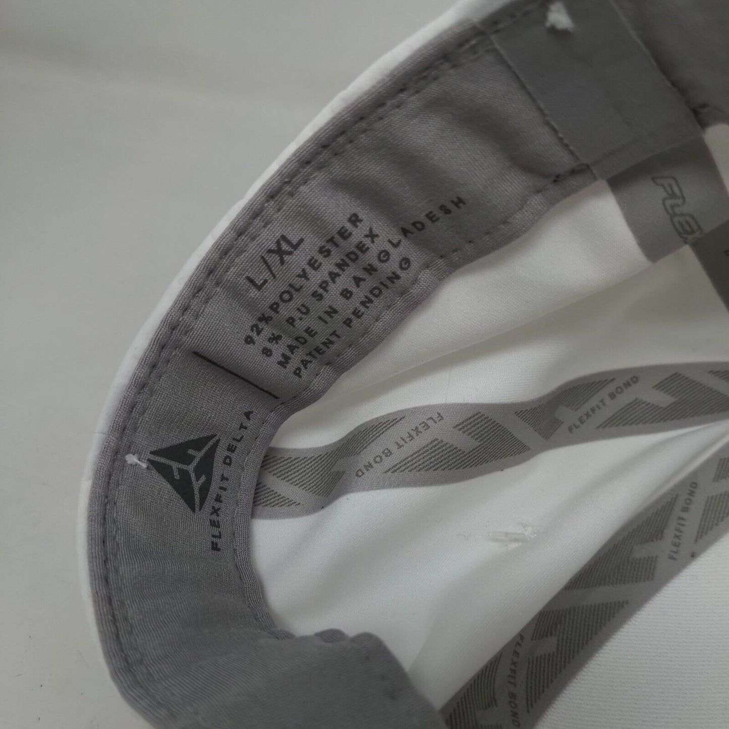 Altimeters Fitted Hat White Large/XL Flexfit Delta Embroidered 6 Panel