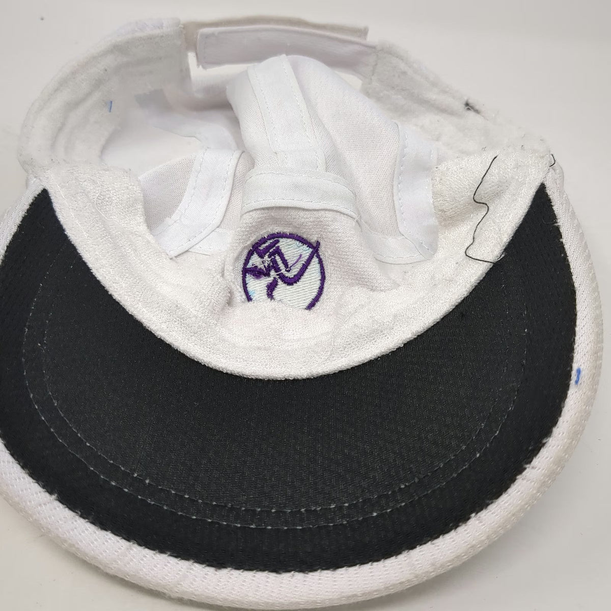 White 5 Panel One Size ChiRunning Strapback Mesh Performance Running Sport Hat