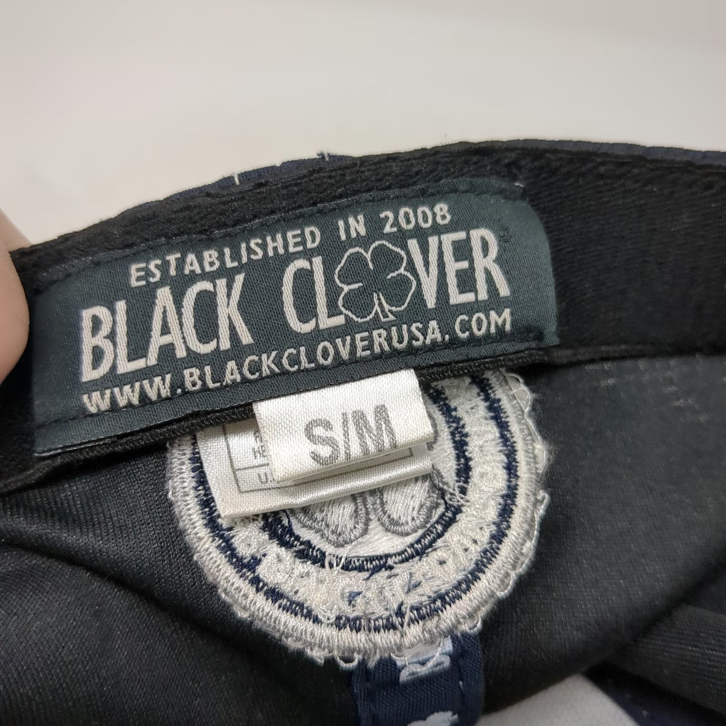 Black Clover Baseball Cap Blue M Live Lucky Clover Logo Fitted Stretch Hat