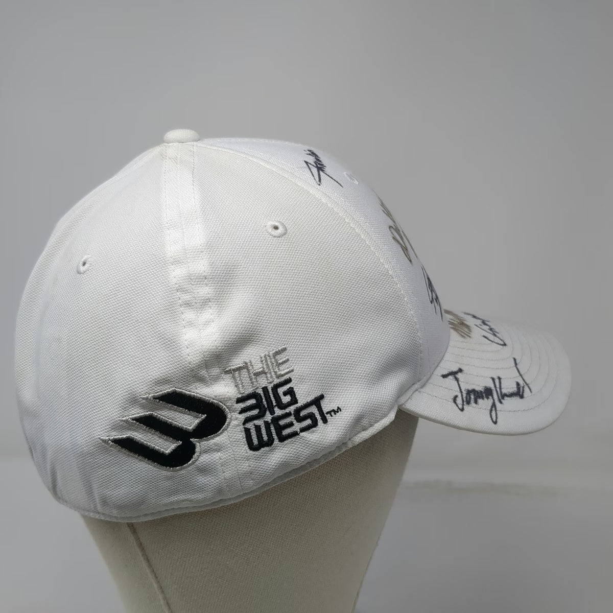 Nike Cap White XL Embroidered Signatures Big West Conference Dri-Fit Hat