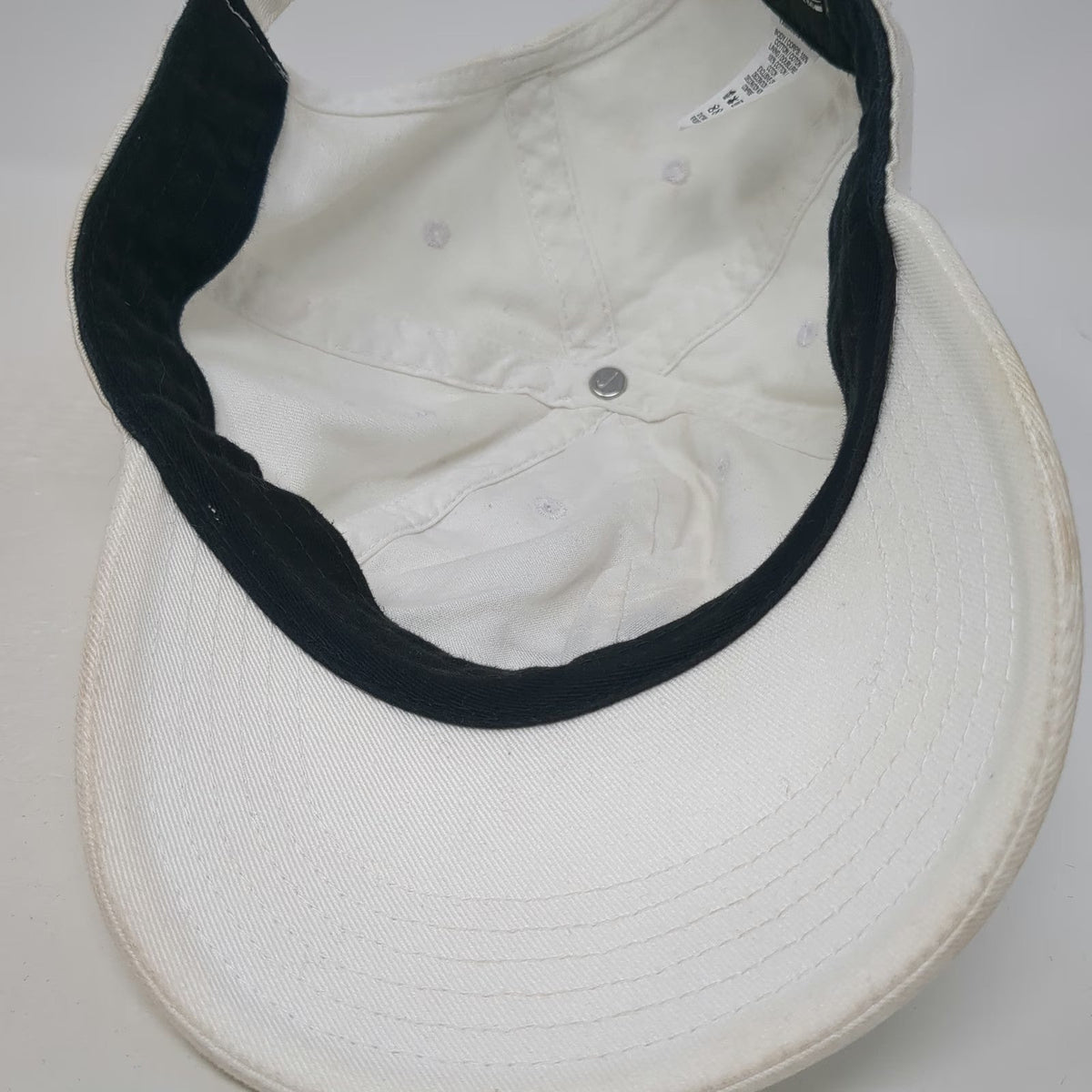 Nike Baseball Cap White One Size Heritage 86 Slideback Embroidered Swoosh Hat