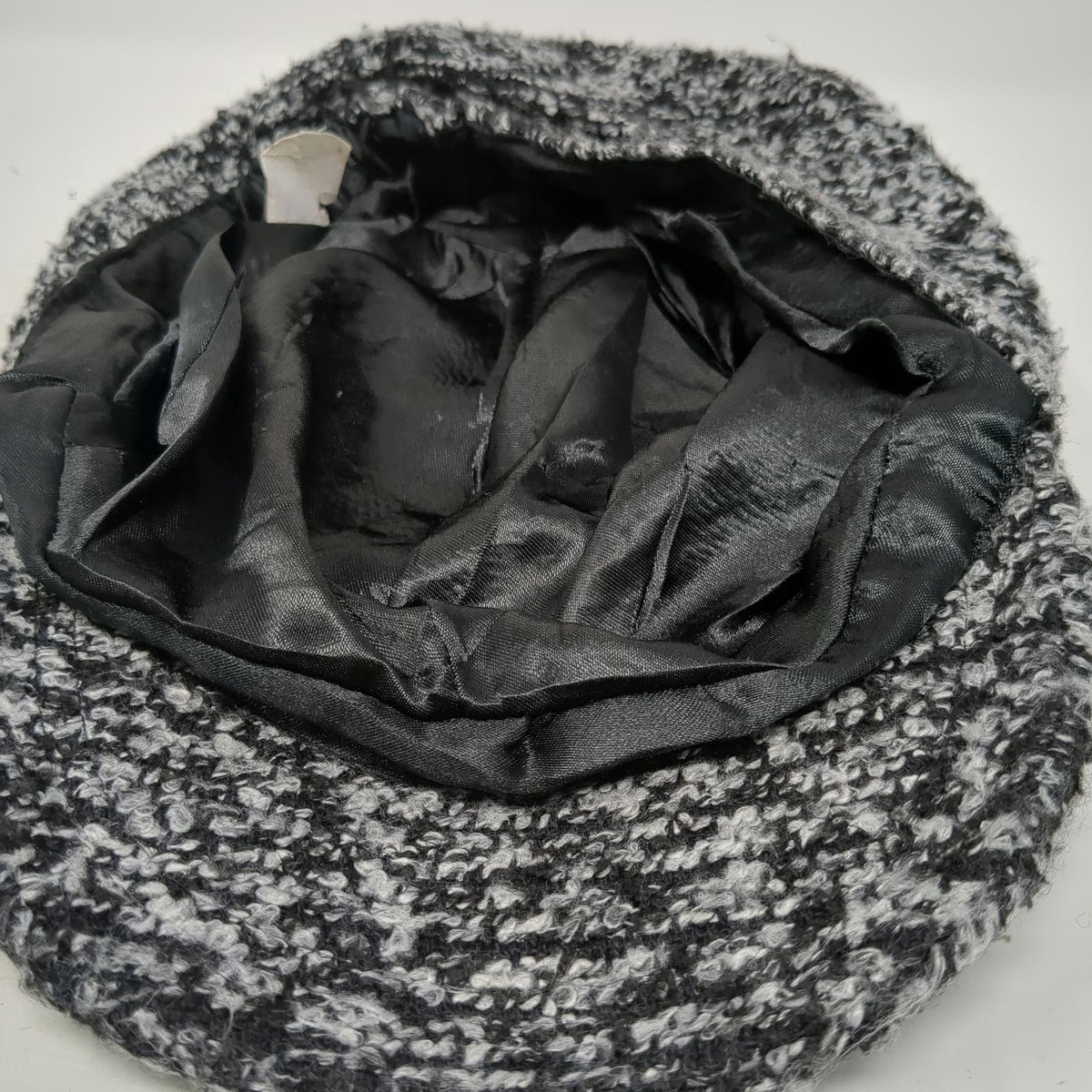 Apt. 9 Army Cap Gray Black White One Size Boucle Textured Knit Lined Cadet Hat