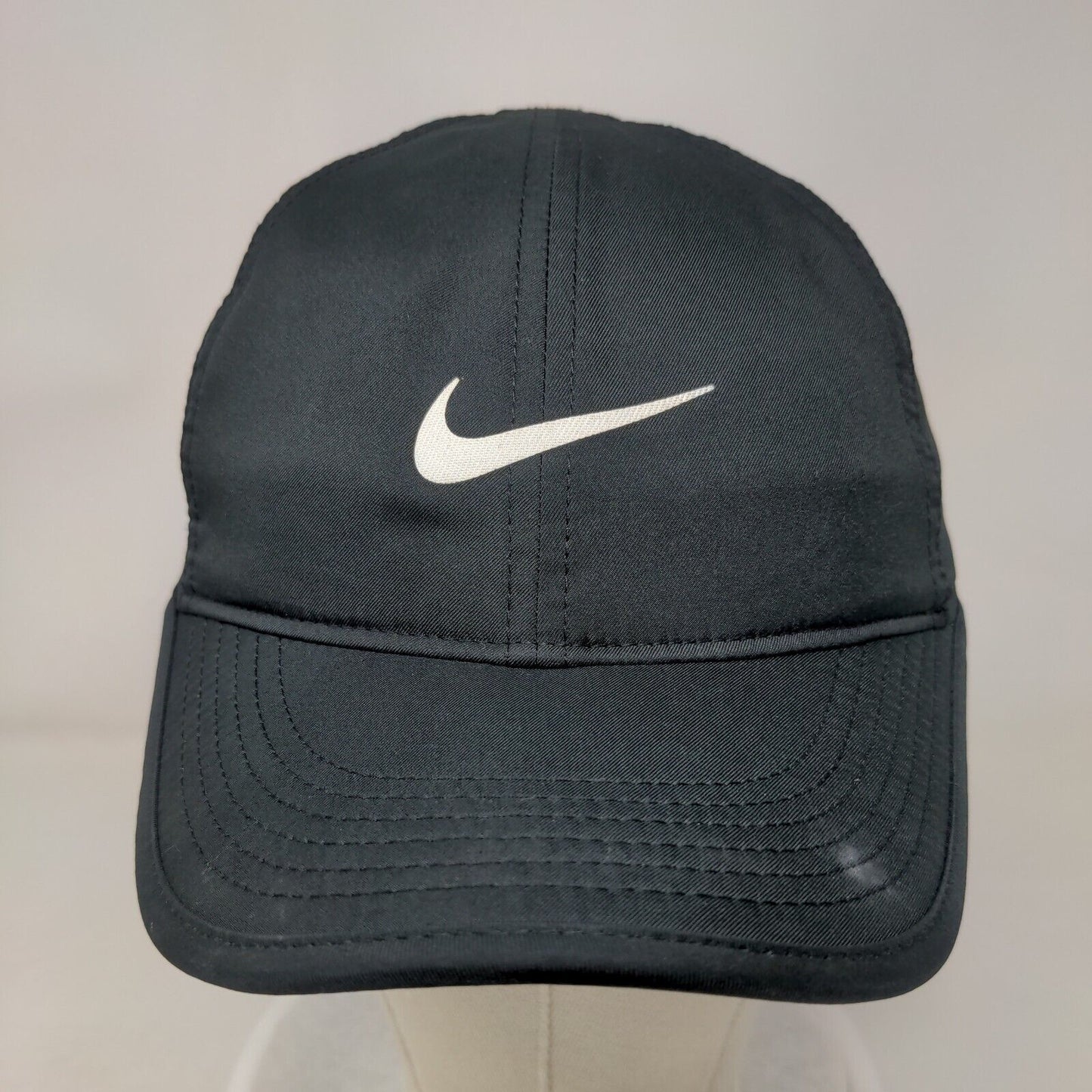 Nike Dri-Fit Strapback Hat Black OSFM Adjustable Featherlight Running