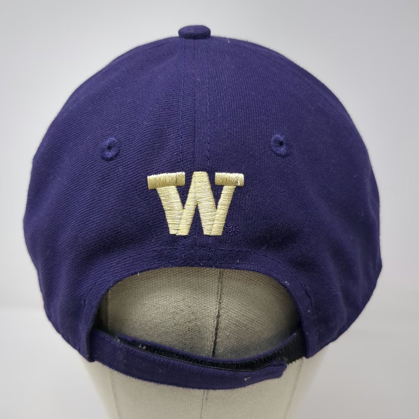 New Era Washington Huskies NCAA Cap Purple One Size Strapback 9FORTY Logo Hat
