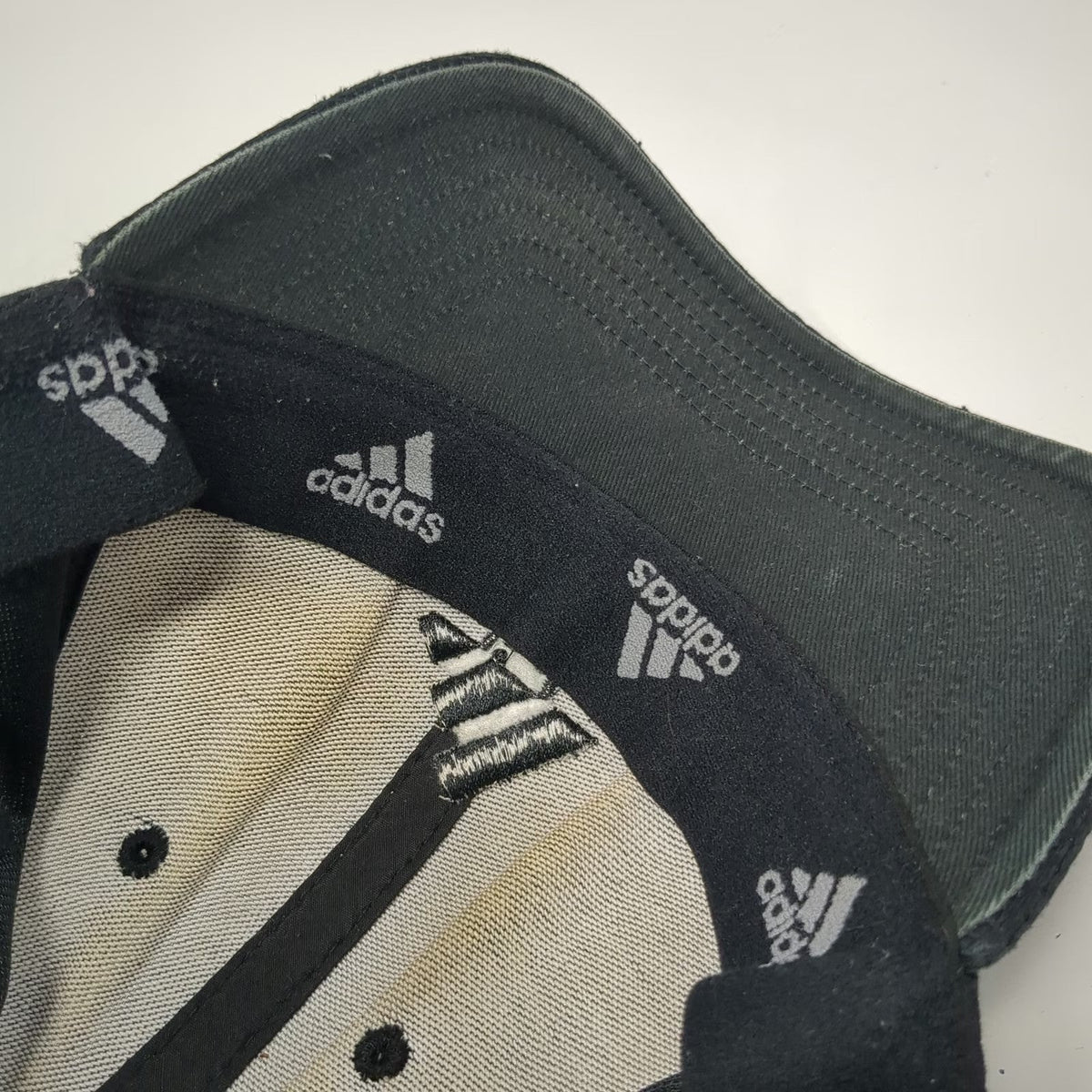 Adidas Baseball Cap Black XL Tonal Logo Performance Mesh Stretch Fit Hat