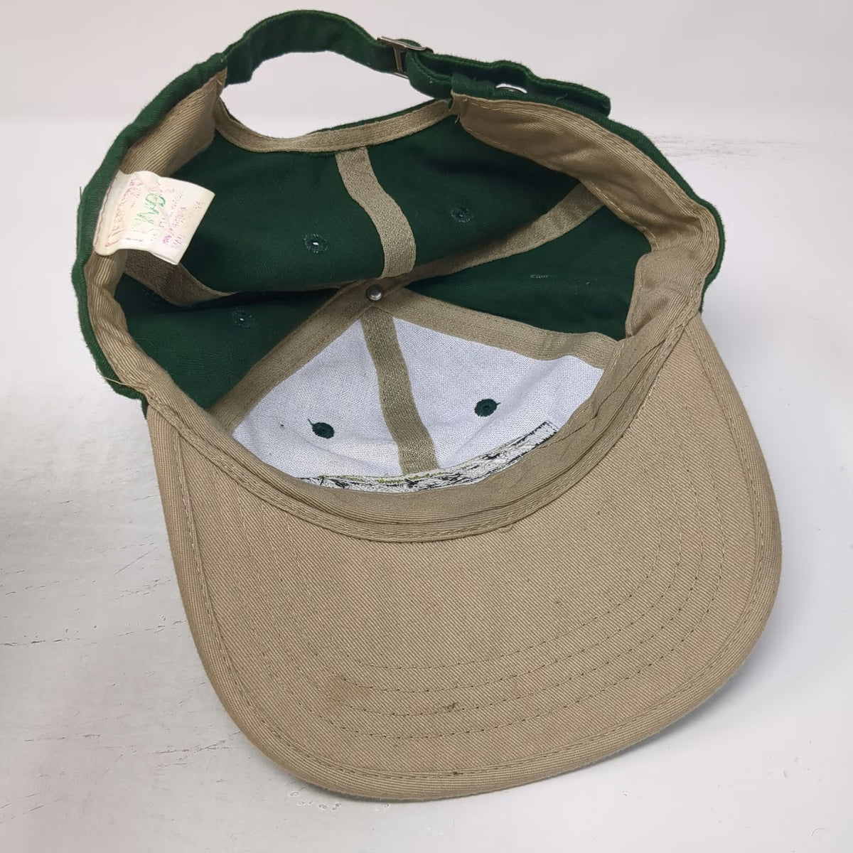 K-Products Alaska Baseball Cap Green One Size Slideback Contrast Brim Piping Hat