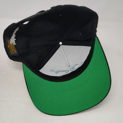 Yupoong 5 Panel Black Hat OSFM Latitude 90 Snapback Flat Brim Green Underbill