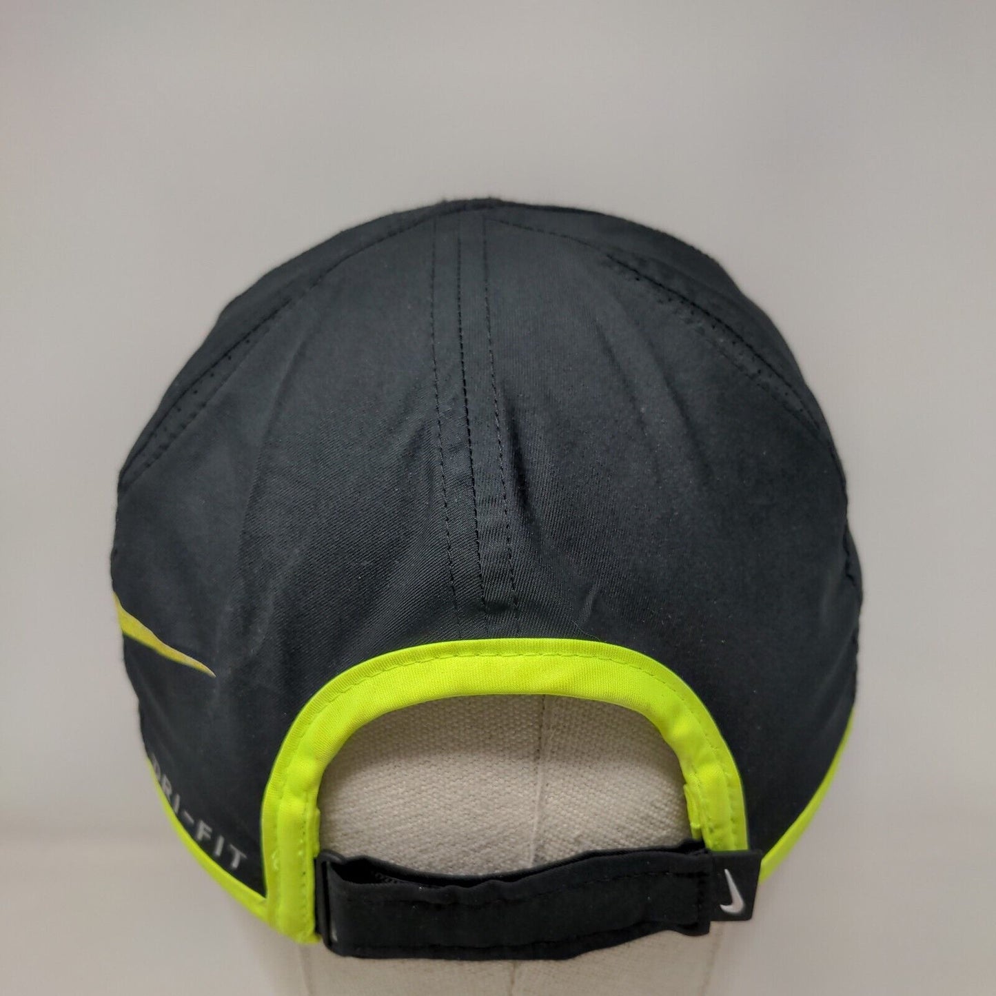 Nike Big Swoosh Strapback Hat Black OSFM Adjustable Featherlight Dri-Fit
