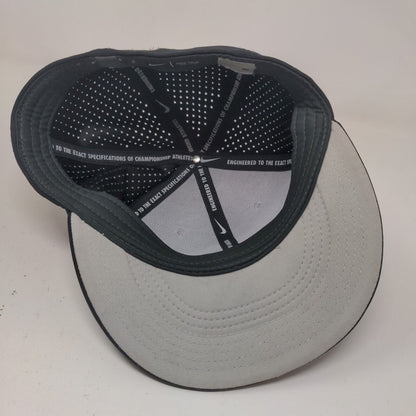 Nike Tru Dri Fit Men's Fitted Mesh Back Hat Black Size S/M Embroidered Logo