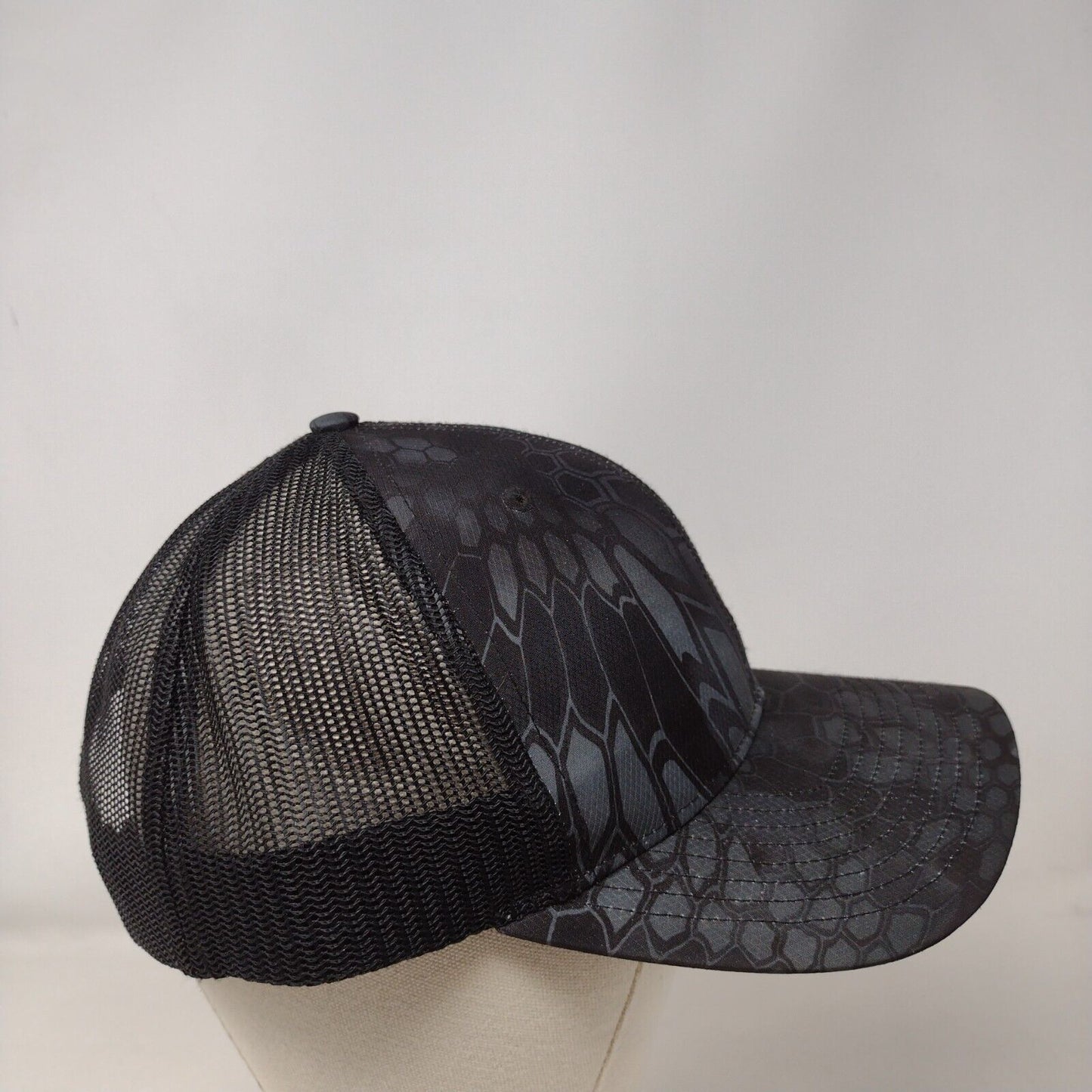 iVi Snapback Trucker Hat Multicolor One Size Adjustable Mesh Back Richardson
