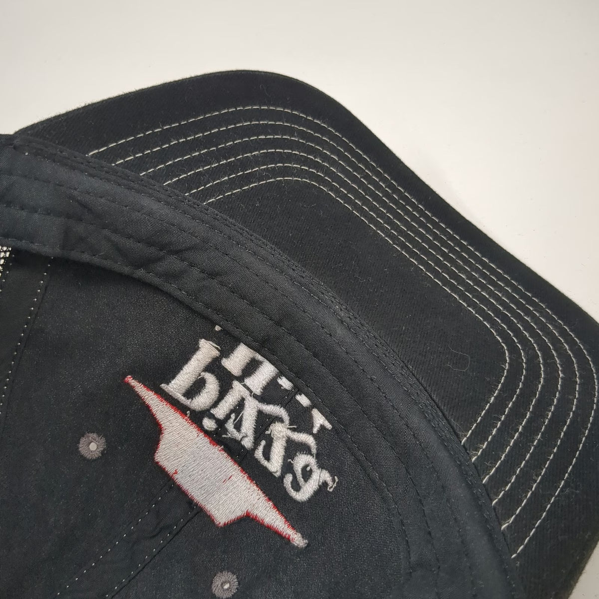 IQ Apparel Pizza Hut Black Baseball Cap One Size Mesh Back Strapback Hat Logo