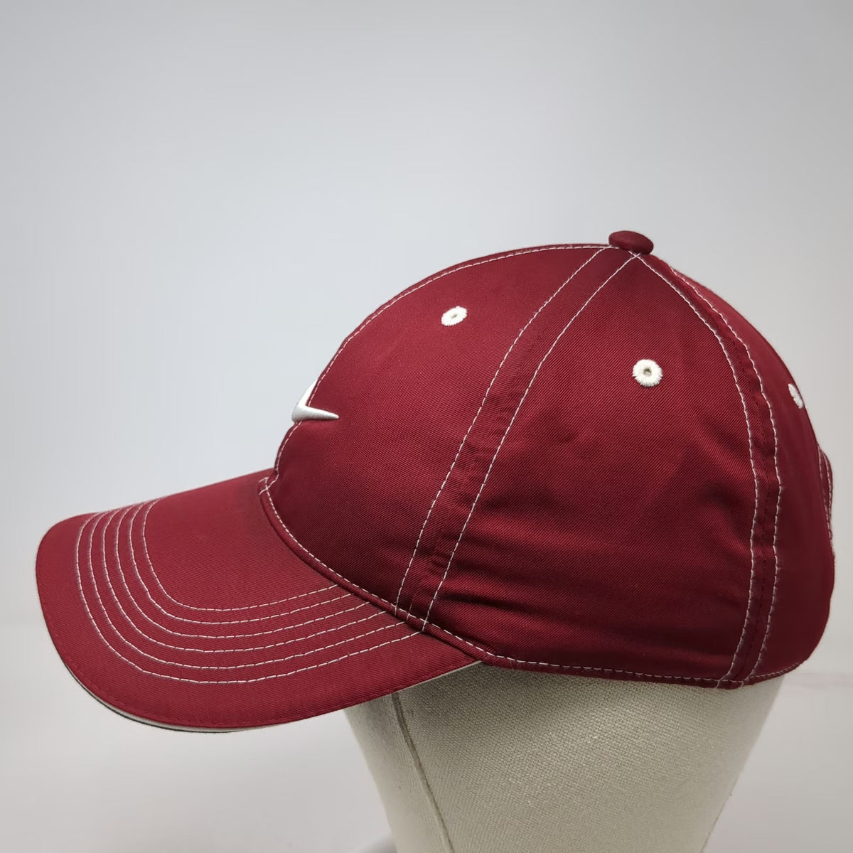 Nike Golf Baseball Cap Red One Size Embroidered Swoosh Contrast Stitch Hat Strap