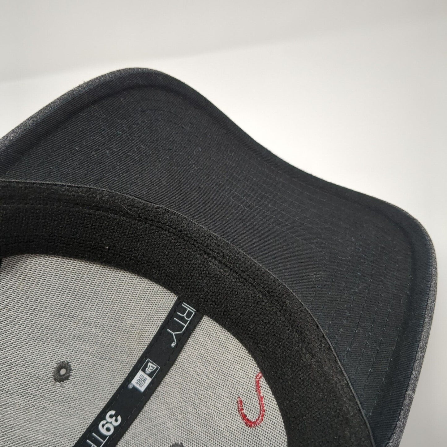 Requa Bros. Fitted Mesh Back Hat Gray M-L Colorblock New Era 39Thirty