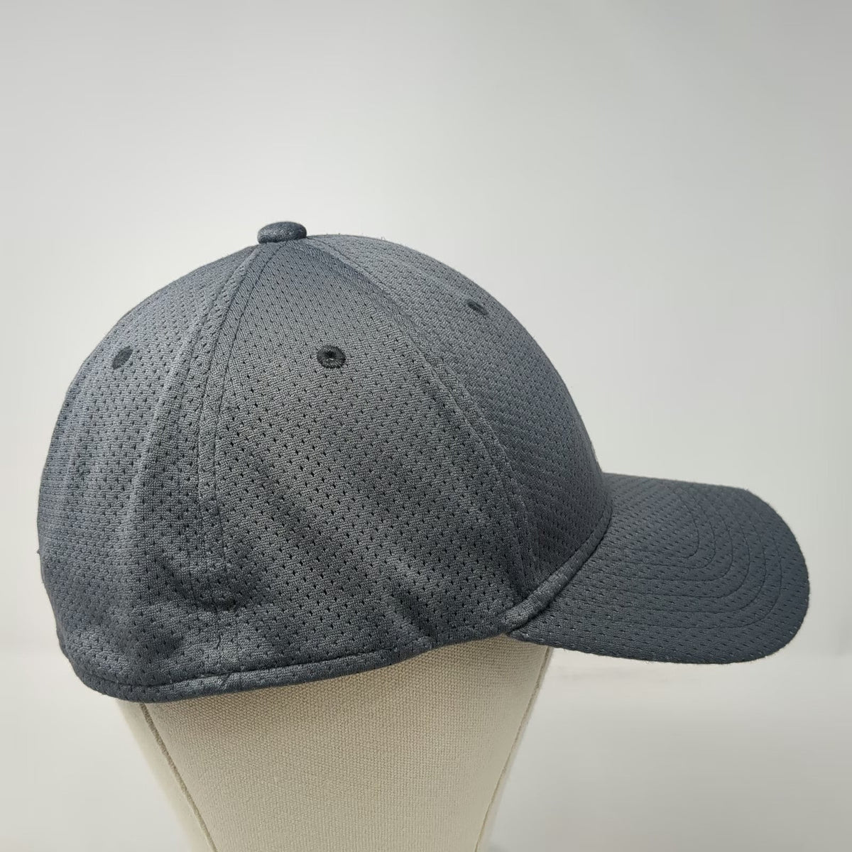 Adidas Baseball Cap Gray XL A-FLEX Stretch Fit Breathable Mesh Trefoil Logo hat