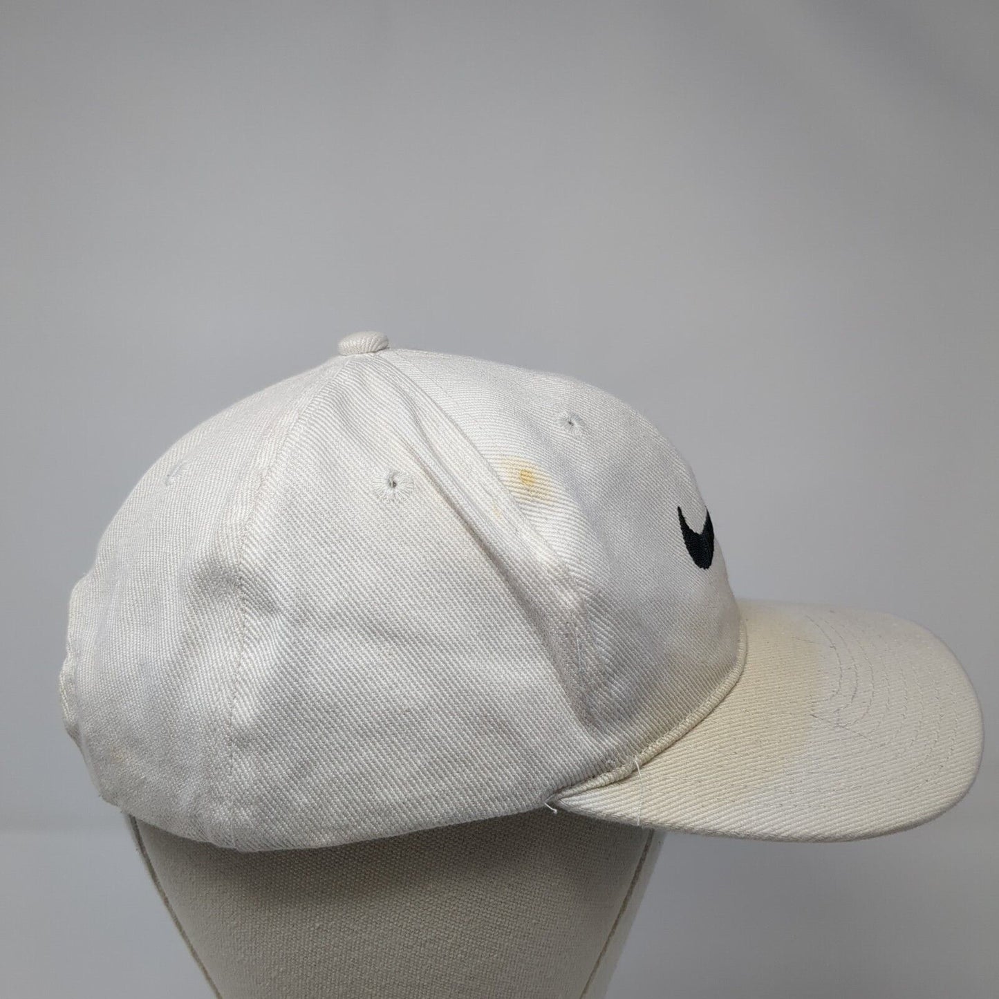 Nike Snapback Hat White One Size Adjustable Embroidered Swoosh 6 Panel