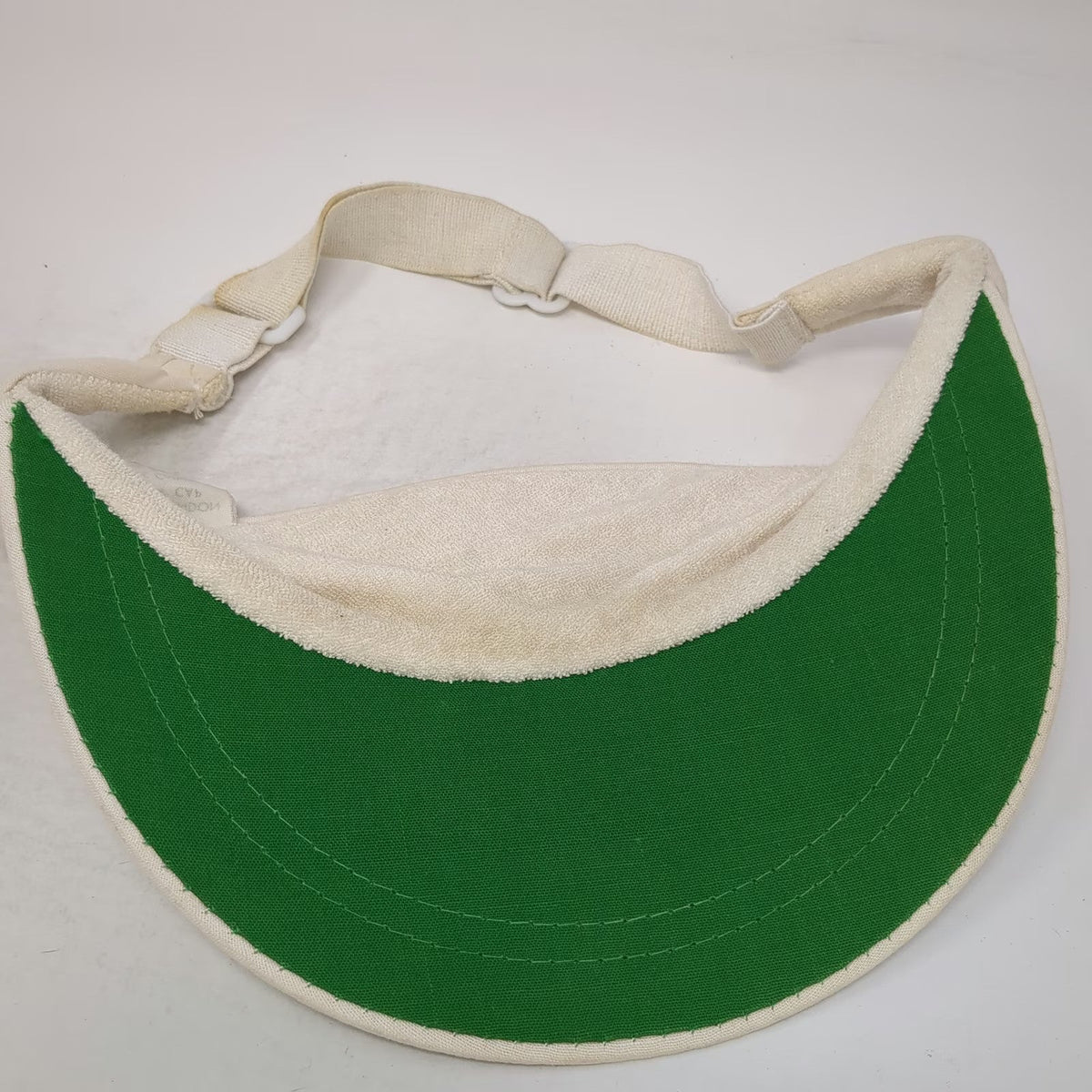 London Cap Visor White Red Green One Size Howmedica NAON 1989 Terry Cloth hat