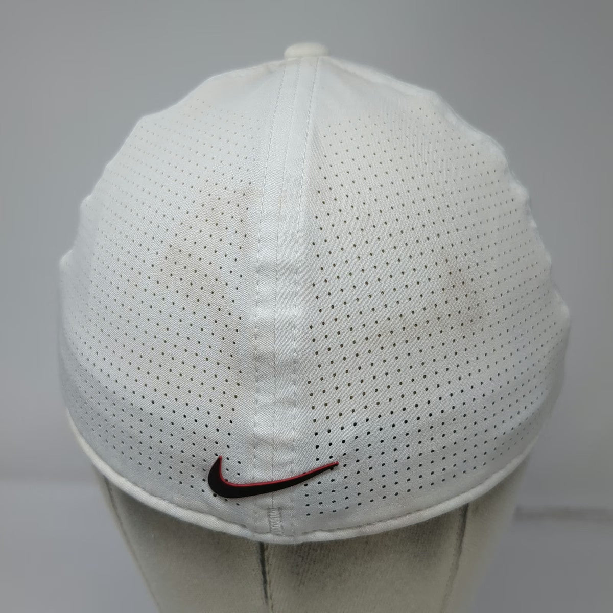 Nike Baseball Cap White L Tiger Woods Logo Dri-Fit Legacy 91 Stretch Fitted Hat
