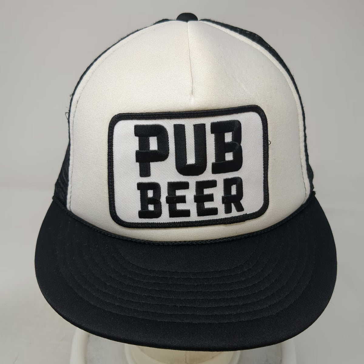 10 Barrel Brewing Co. Trucker Hat Black One Size Pub Beer Foam Mesh Snapback