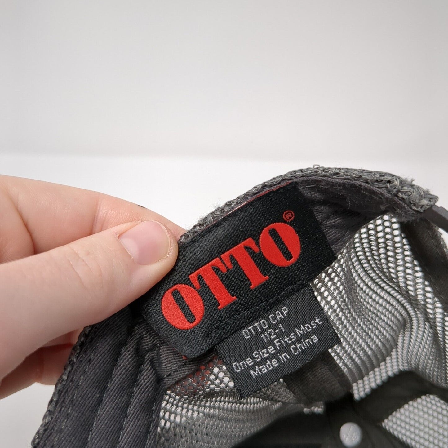 La La La I'm Not Listening My Mom Thinks I'm Special Trucker Hat Gray OS Otto