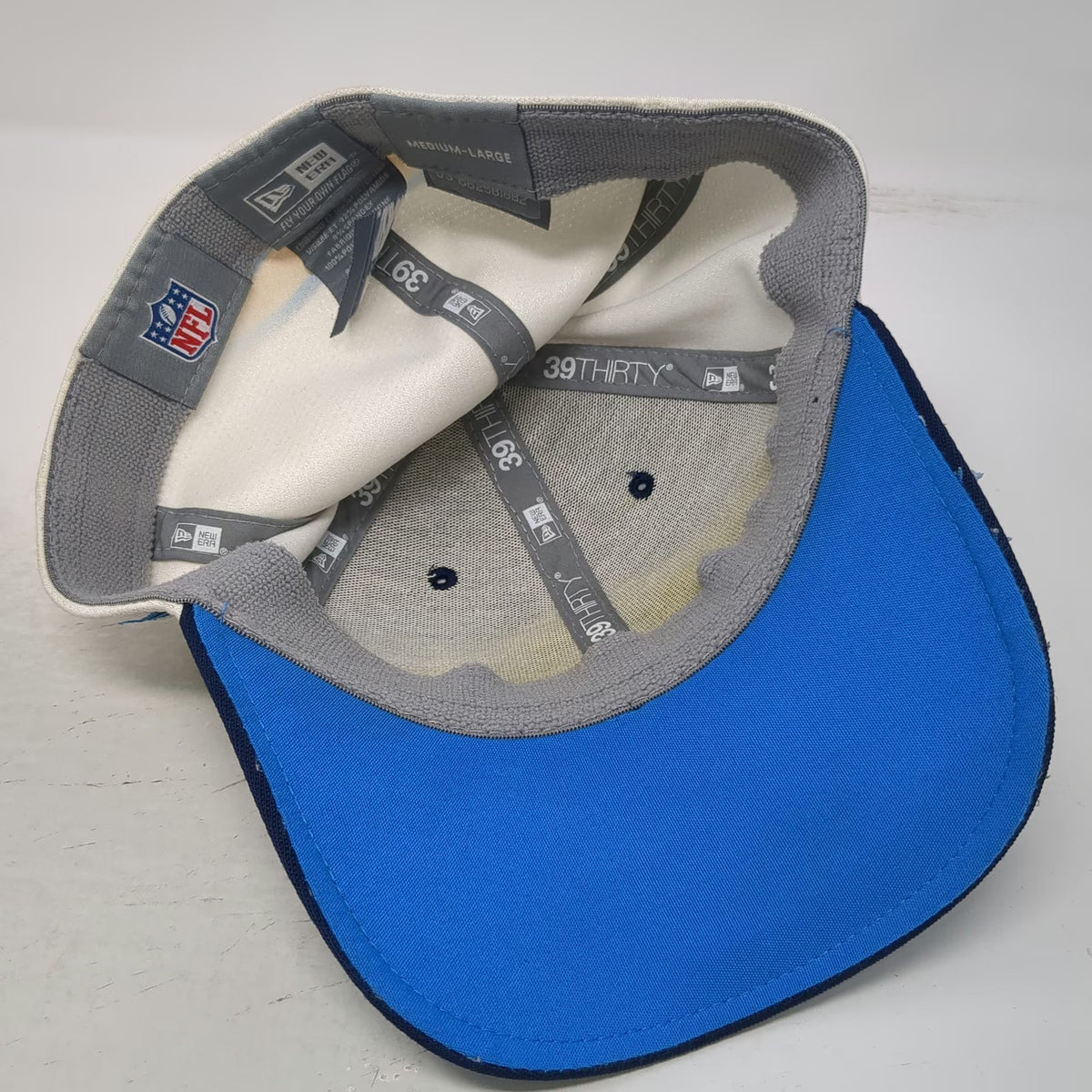 New Era Los Angeles Chargers NFL Hat Blue L 39THIRTY Stretch Fit Mesh Brim Cap