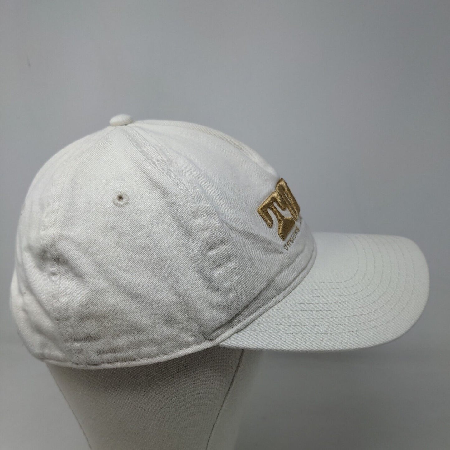 Topo Men's Snapback Hat White Size OS Embroidered Logo 100% Cotton