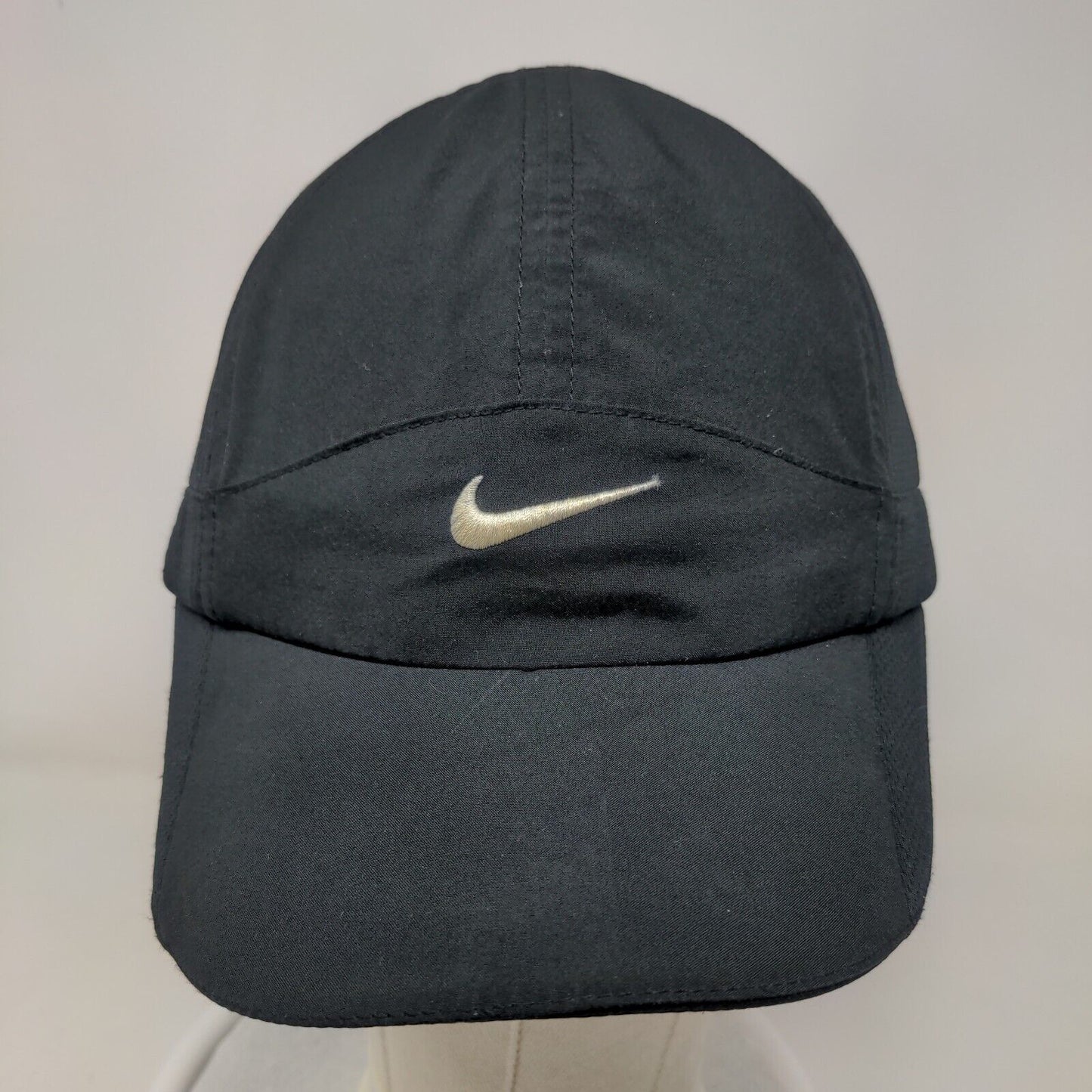 Nike Swoosh Strapback Hat Black One Size Featherlight Dri-Fit Running