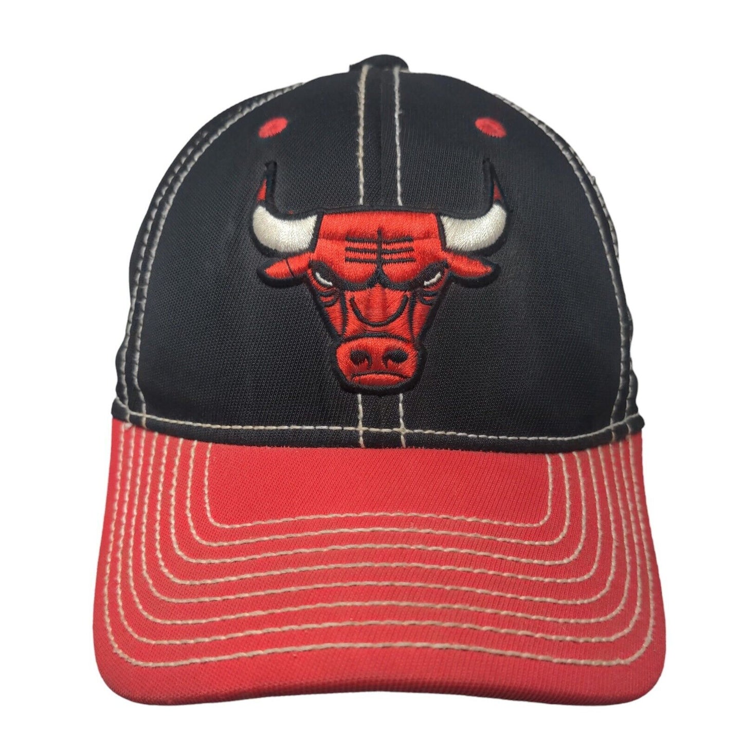 Adidas Men's Fitted Hat Black S-M Embroidered Chicago Bulls NBA Logo