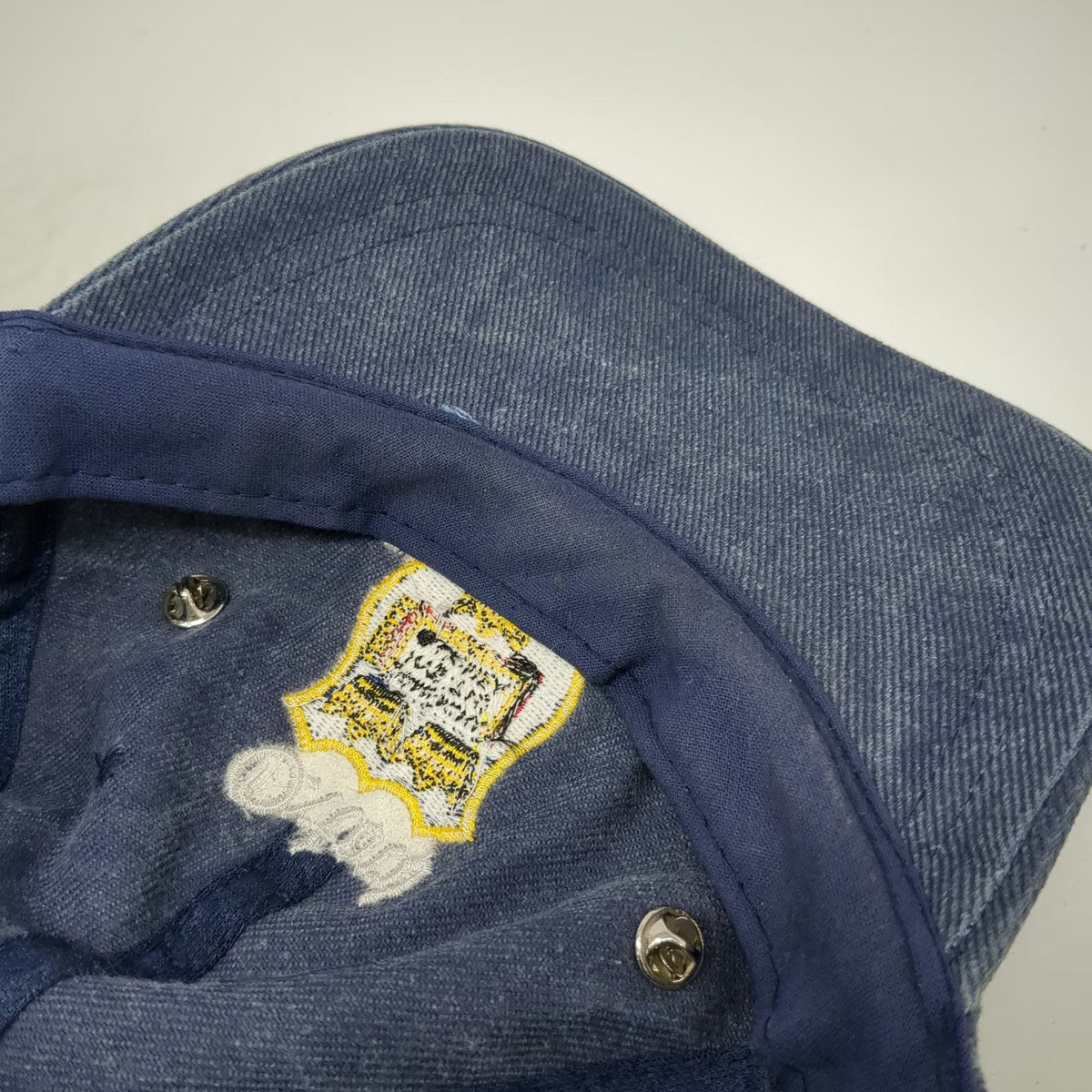 The Fellows Oxford University Blue One Size Baseball Cap Travel Pins Crest Hat