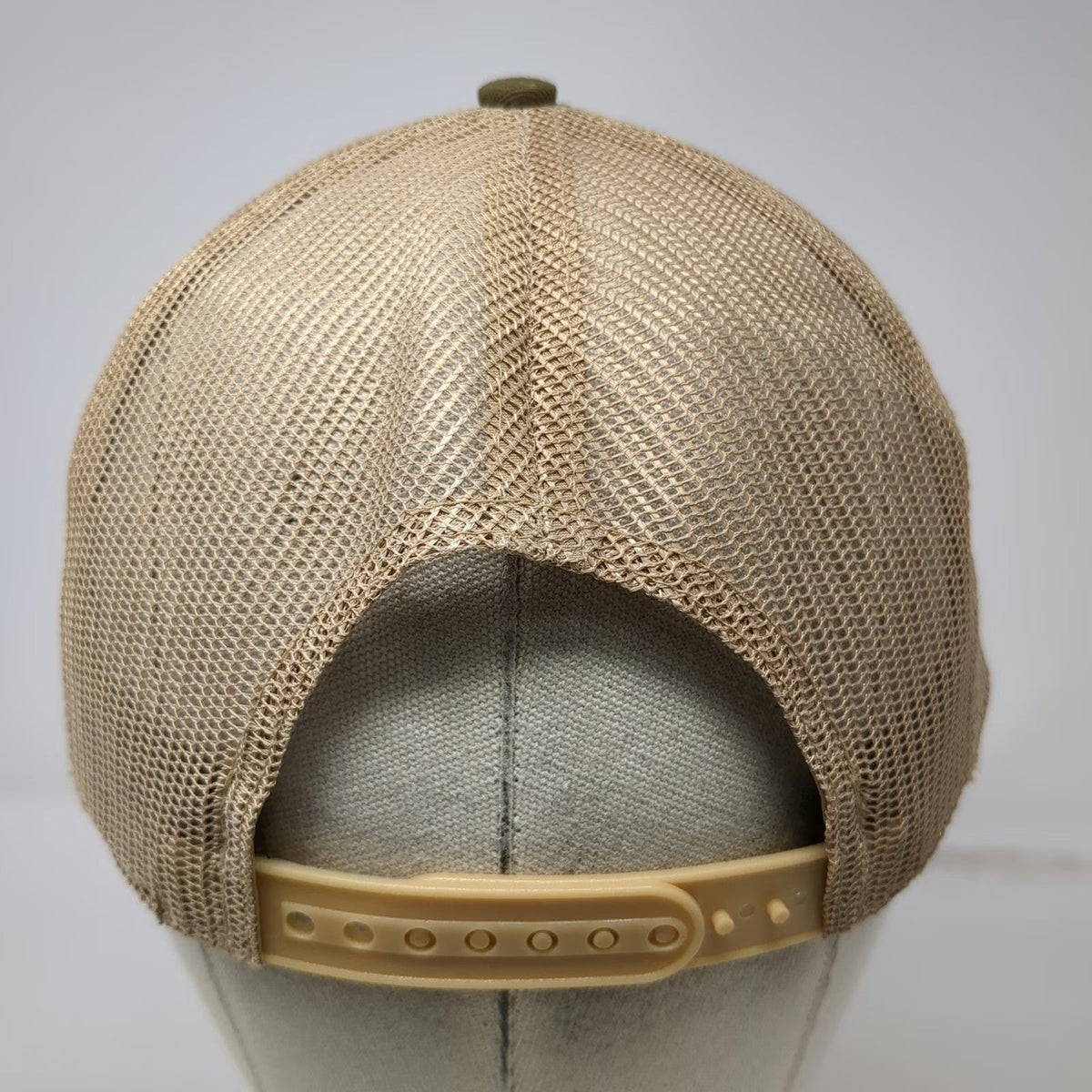 Ducks Unlimited Trucker Hat Green Beige Black One Size Snapback Mesh Back