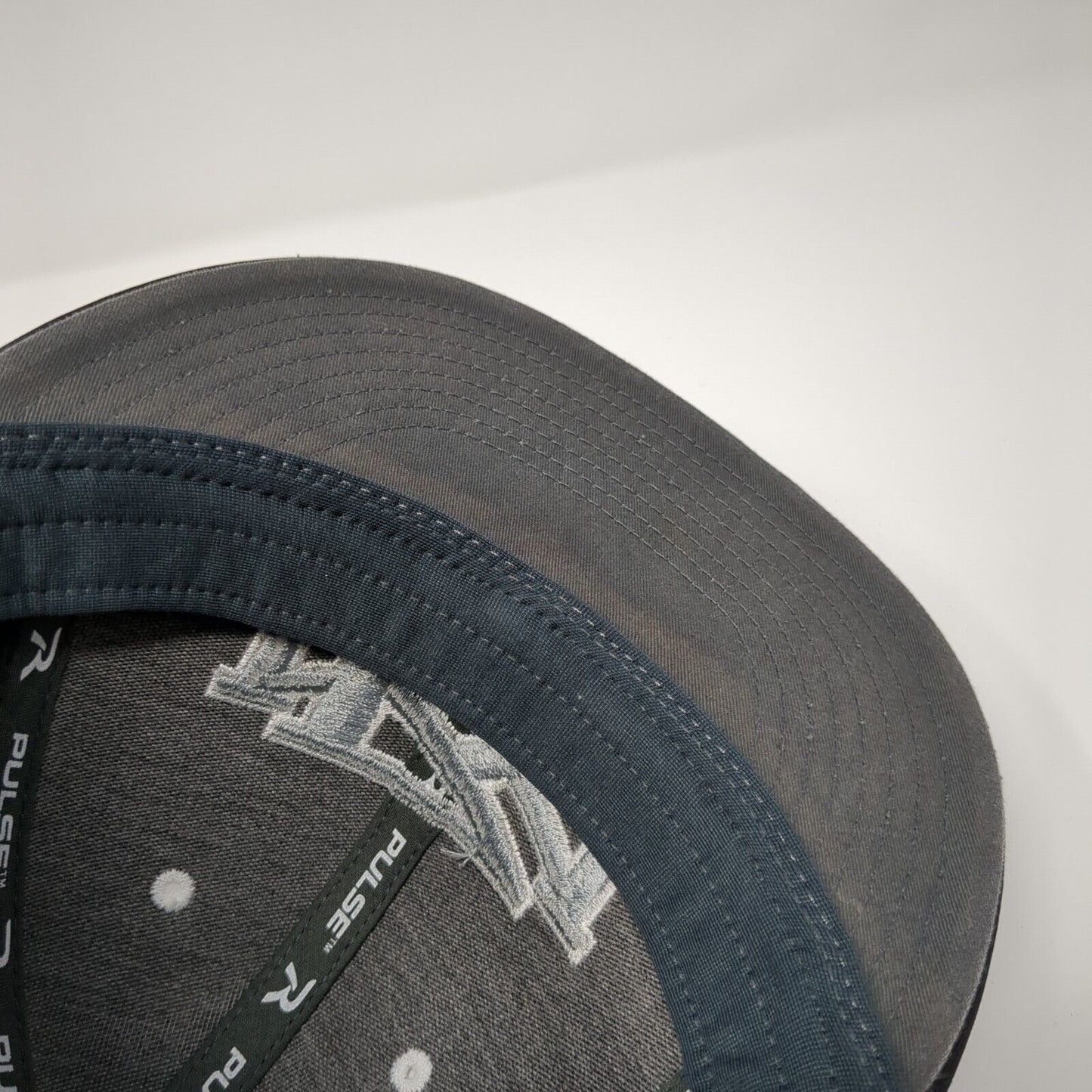 Richardson Fitted Hat Black XS/S Flexfit Performance Team Series Pulse 6 Panel