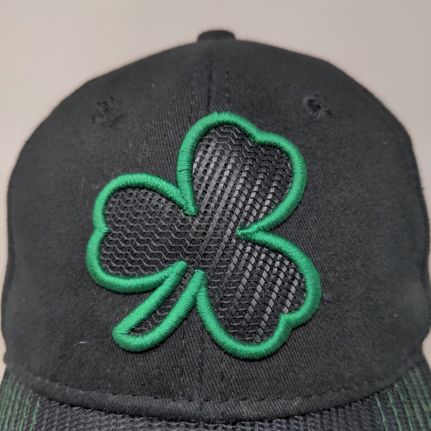 Unbranded Men's Strapback Hat Black Size OSFM Embroidered Clover Leaf Logo