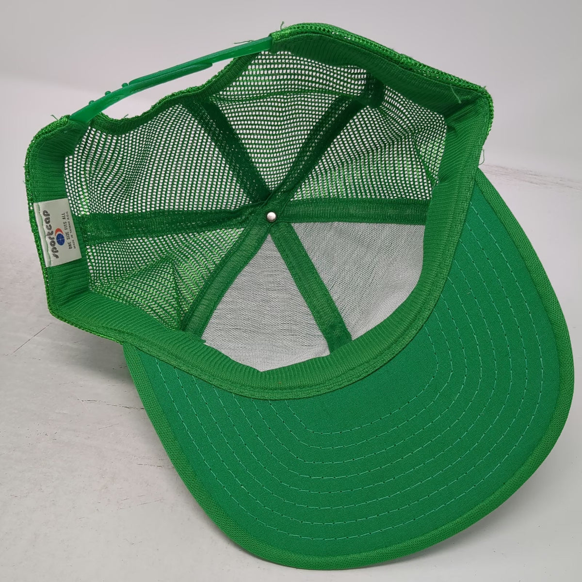 Sportcap Trucker Hat Green OS Highland 50th Anniversary Roadrunner Patch Vintage