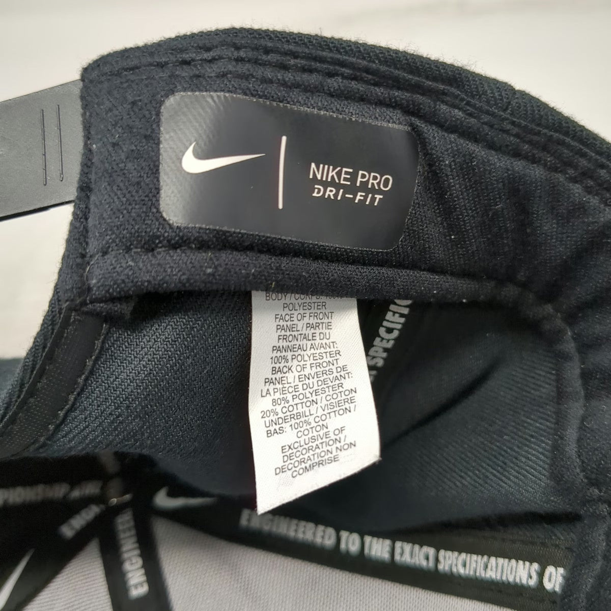 Nike Snapback Black White Green Underbill One Size Dri-Fit Pro Haeleah Logo Hat