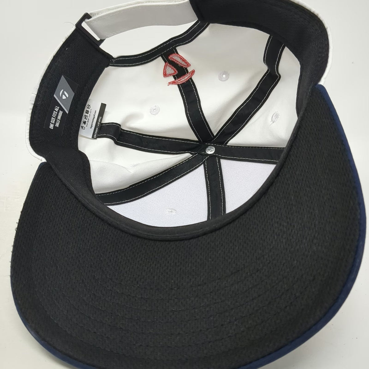 TaylorMade Baseball Cap White Blue One Size Adjustable Logo Golf Hat Polyester