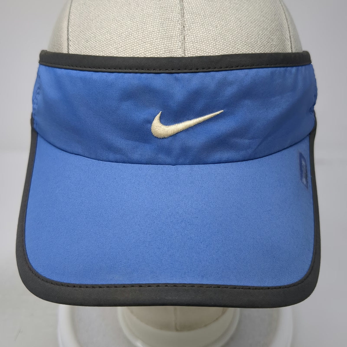 Nike Visor Blue One Size Embroidered Logo Strapback Athletic Performance Hat